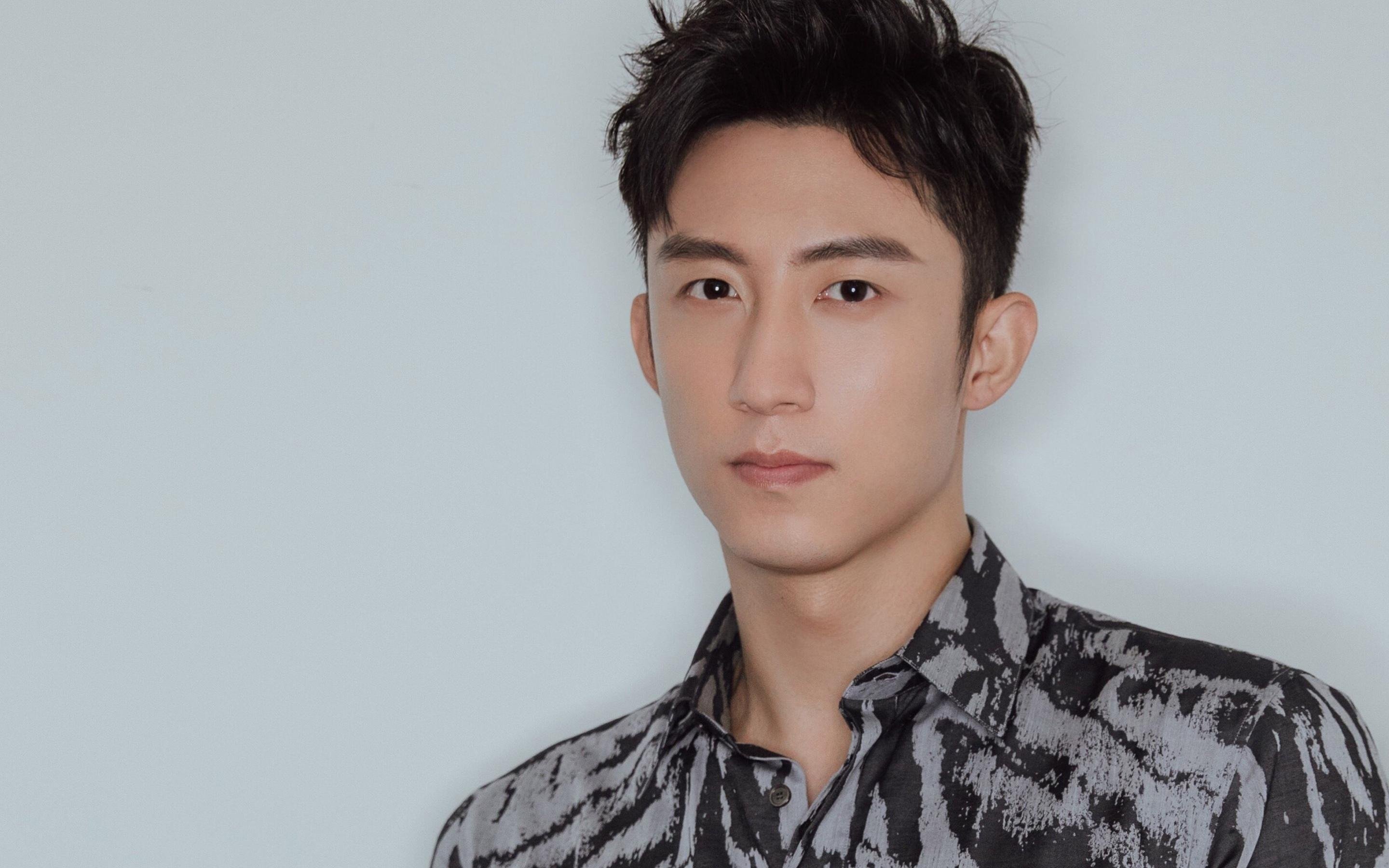 Leyu Sports (乐鱼体育)-德甲高速攻防:瞬间突袭带来惊喜!,德甲水平高吗